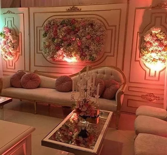 أخصائيون في ديكور المسرح
